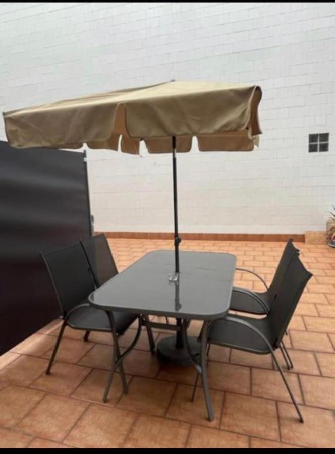 Apartamento Con Terraza Y Parking خيخون الغرفة الصورة